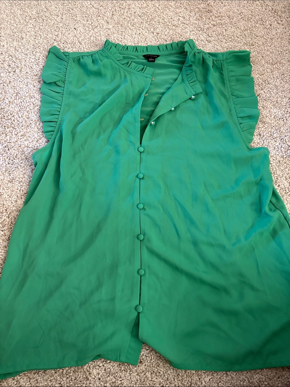 Ann Taylor Green Ruffle Cap-Sleeve Button Front Blouse